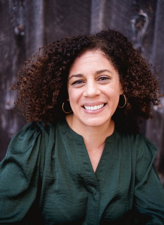 Teresa Rodrigues, author